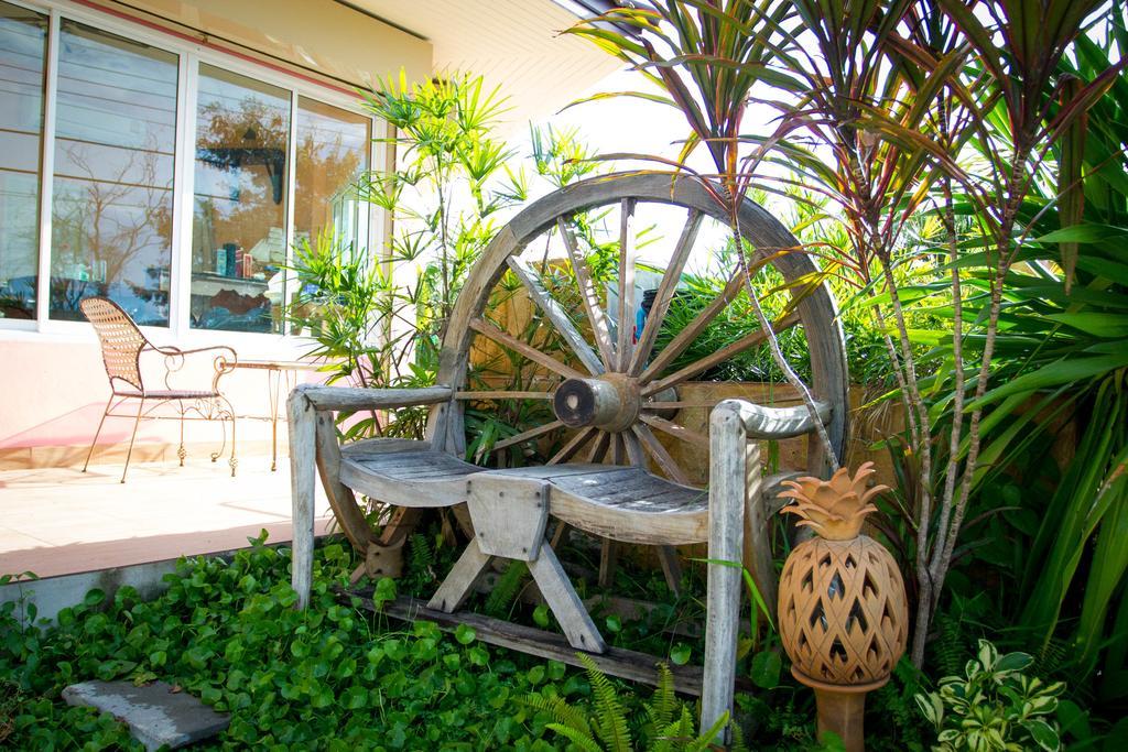 Nam Talay Resort Pran Buri Extérieur photo
